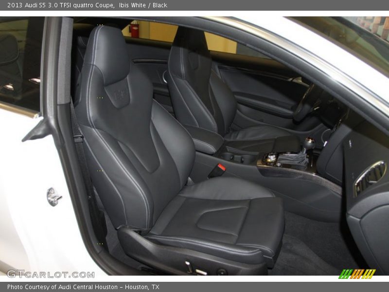 Ibis White / Black 2013 Audi S5 3.0 TFSI quattro Coupe