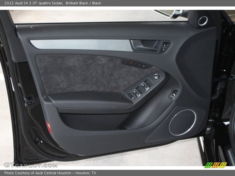 Door Panel of 2013 S4 3.0T quattro Sedan