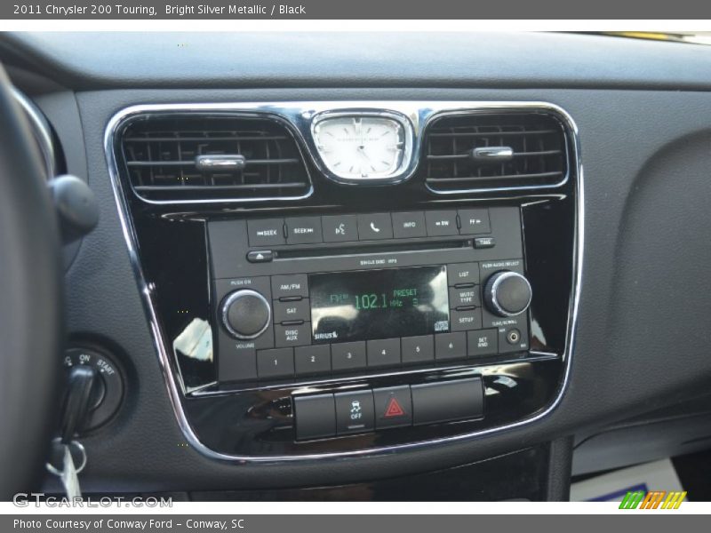 Bright Silver Metallic / Black 2011 Chrysler 200 Touring