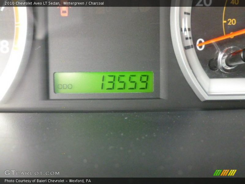 Wintergreen / Charcoal 2010 Chevrolet Aveo LT Sedan
