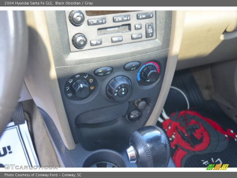 Black Obsidian / Gray 2004 Hyundai Santa Fe GLS