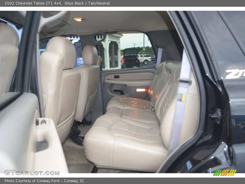Onyx Black / Tan/Neutral 2002 Chevrolet Tahoe Z71 4x4