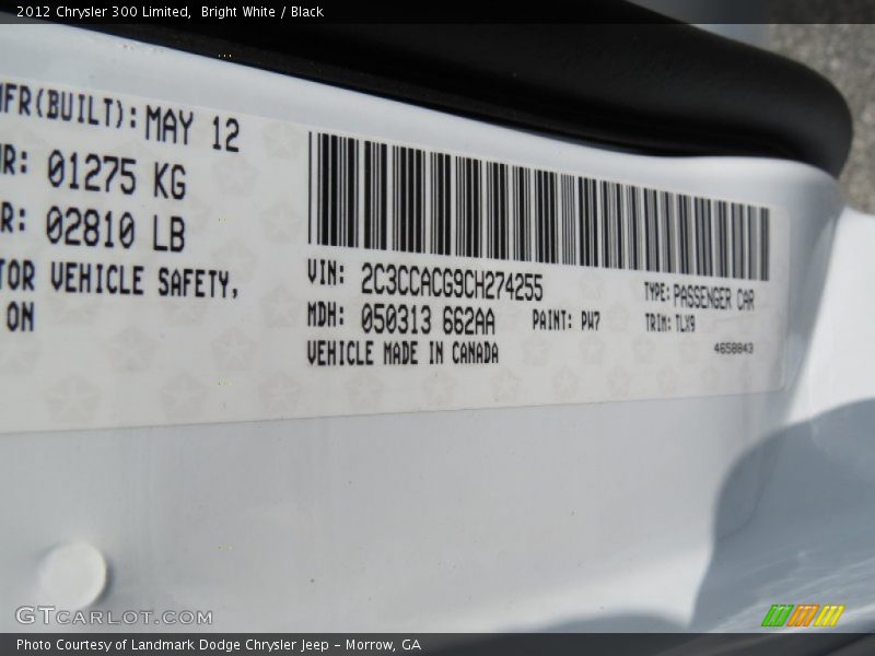 Bright White / Black 2012 Chrysler 300 Limited