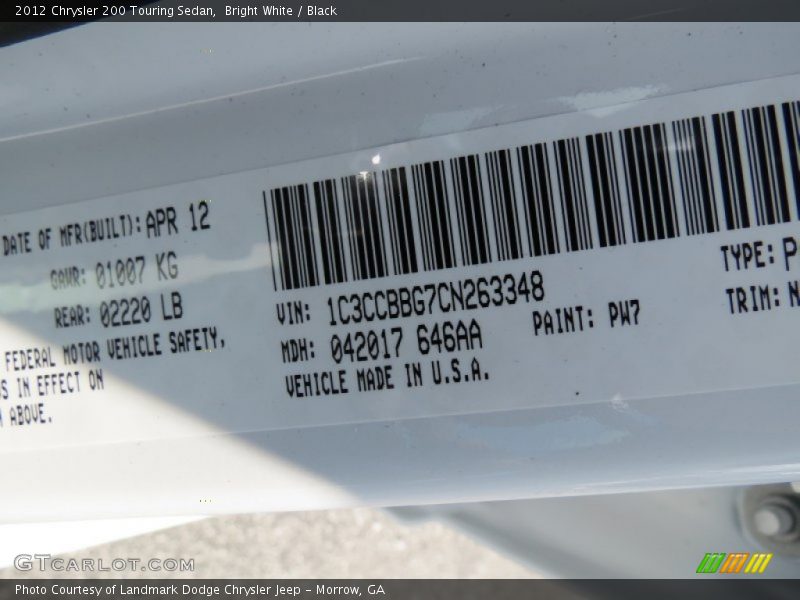 Bright White / Black 2012 Chrysler 200 Touring Sedan