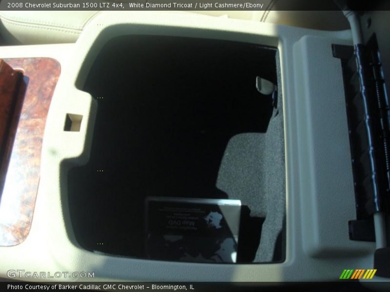 White Diamond Tricoat / Light Cashmere/Ebony 2008 Chevrolet Suburban 1500 LTZ 4x4