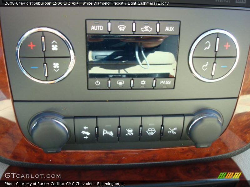 White Diamond Tricoat / Light Cashmere/Ebony 2008 Chevrolet Suburban 1500 LTZ 4x4