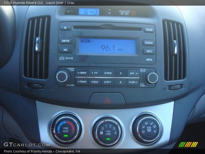 Liquid Silver / Gray 2010 Hyundai Elantra GLS