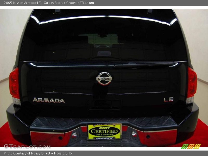 Galaxy Black / Graphite/Titanium 2005 Nissan Armada LE