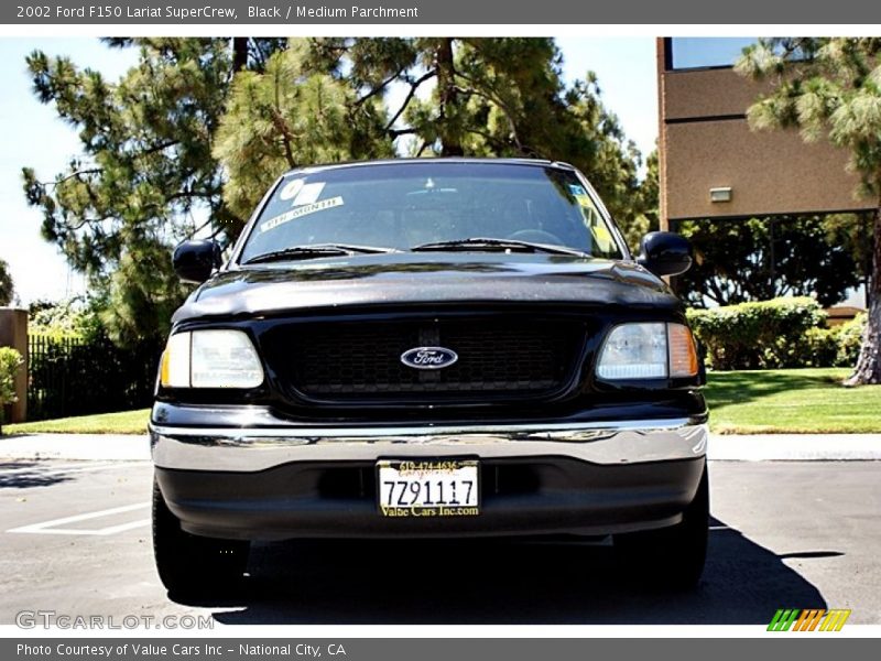 Black / Medium Parchment 2002 Ford F150 Lariat SuperCrew