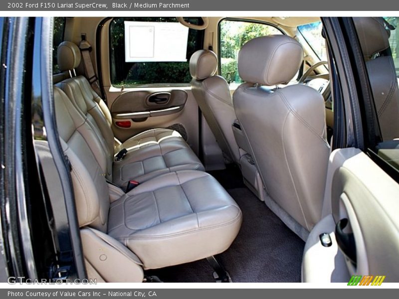 Black / Medium Parchment 2002 Ford F150 Lariat SuperCrew