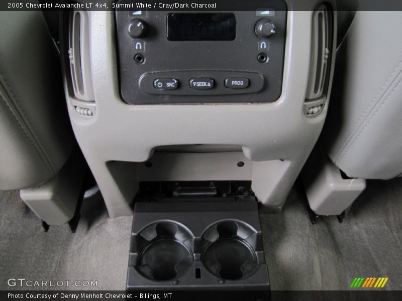Summit White / Gray/Dark Charcoal 2005 Chevrolet Avalanche LT 4x4