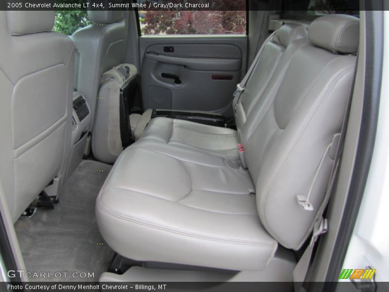 Summit White / Gray/Dark Charcoal 2005 Chevrolet Avalanche LT 4x4