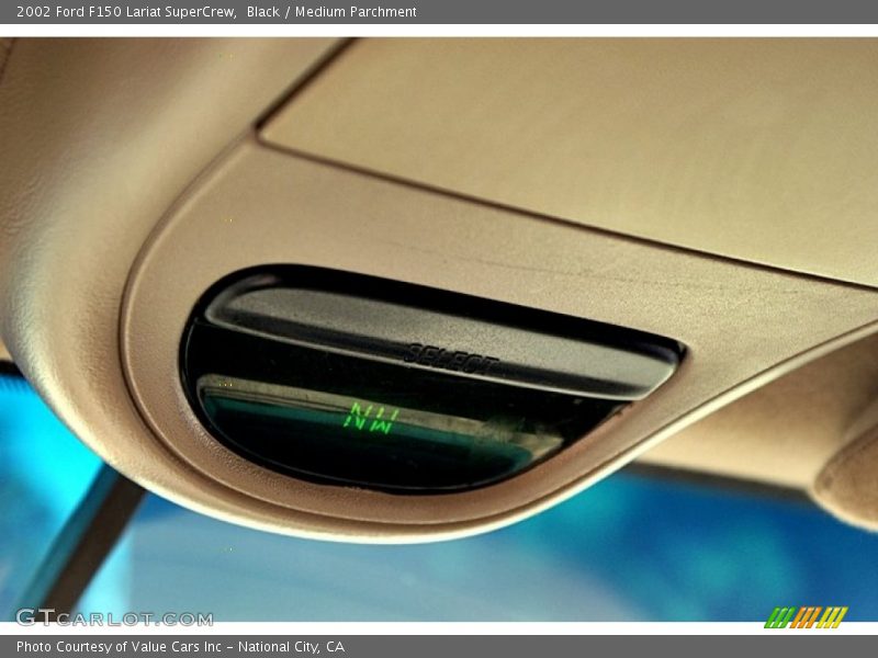 Black / Medium Parchment 2002 Ford F150 Lariat SuperCrew