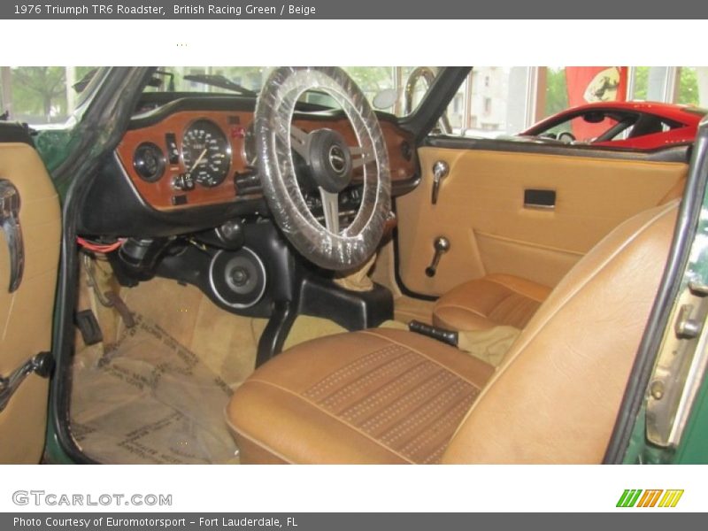 British Racing Green / Beige 1976 Triumph TR6 Roadster