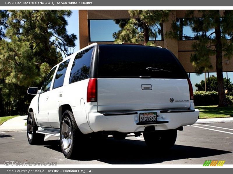 Aspen White / Neutral 1999 Cadillac Escalade 4WD