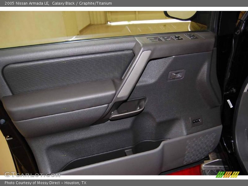 Galaxy Black / Graphite/Titanium 2005 Nissan Armada LE