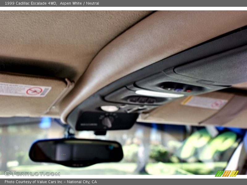 Aspen White / Neutral 1999 Cadillac Escalade 4WD