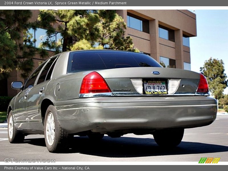 Spruce Green Metallic / Medium Parchment 2004 Ford Crown Victoria LX