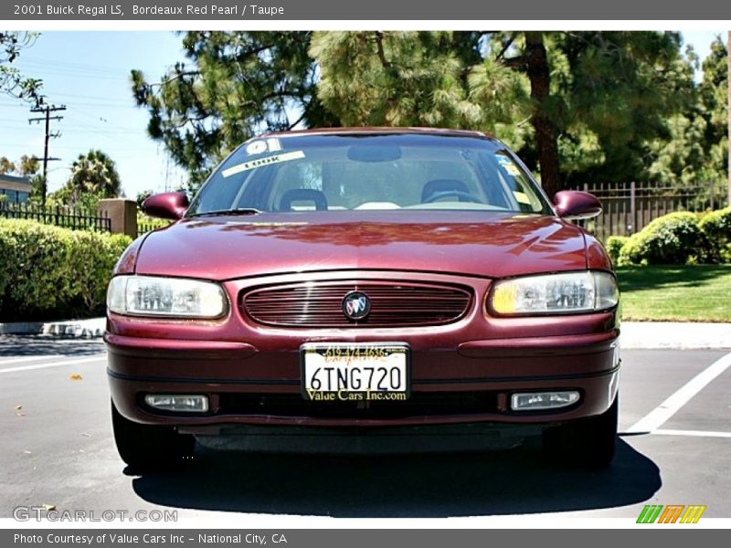 Bordeaux Red Pearl / Taupe 2001 Buick Regal LS