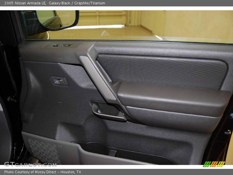 Galaxy Black / Graphite/Titanium 2005 Nissan Armada LE