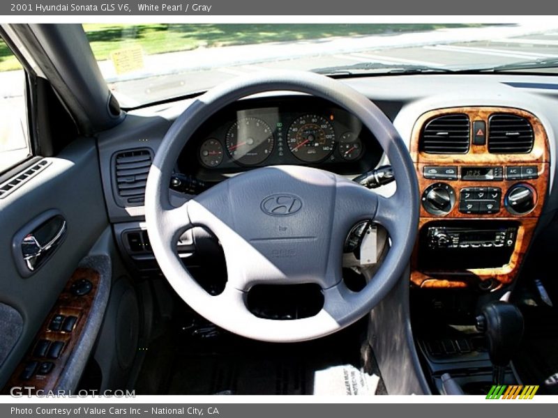 White Pearl / Gray 2001 Hyundai Sonata GLS V6