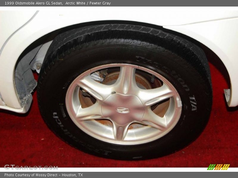 Arctic White / Pewter Gray 1999 Oldsmobile Alero GL Sedan