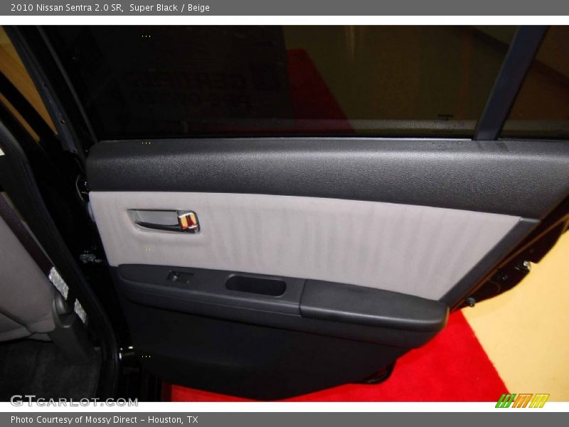 Super Black / Beige 2010 Nissan Sentra 2.0 SR
