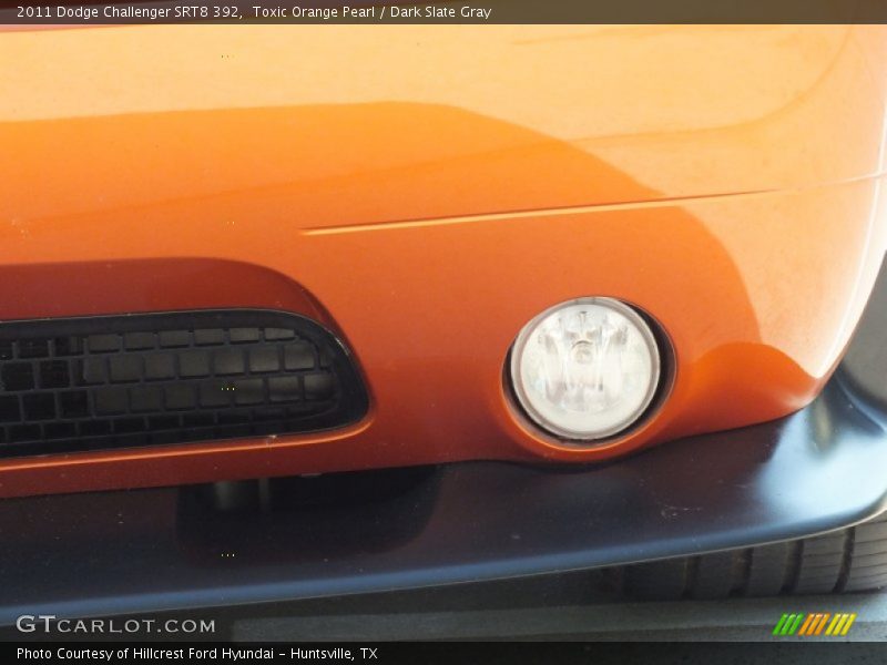 Toxic Orange Pearl / Dark Slate Gray 2011 Dodge Challenger SRT8 392