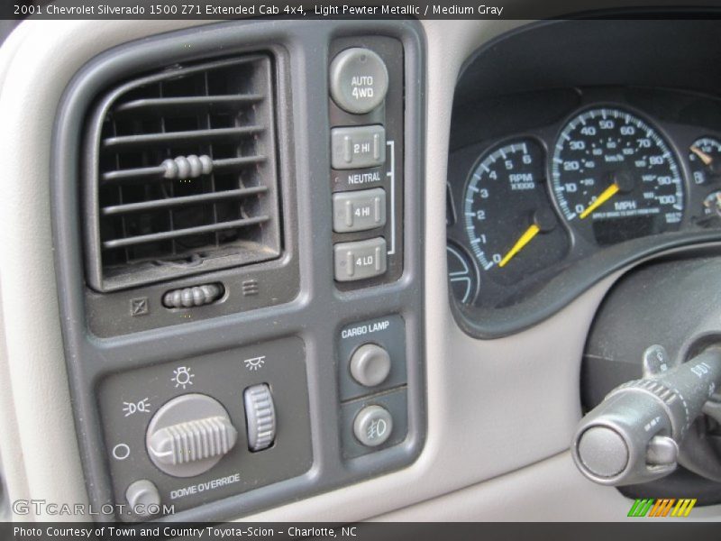 Light Pewter Metallic / Medium Gray 2001 Chevrolet Silverado 1500 Z71 Extended Cab 4x4