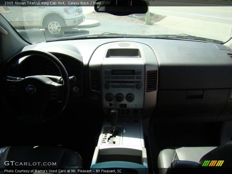 Galaxy Black / Steel 2005 Nissan Titan LE King Cab 4x4