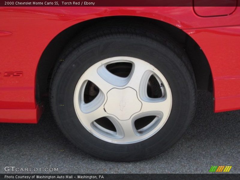 Torch Red / Ebony 2000 Chevrolet Monte Carlo SS