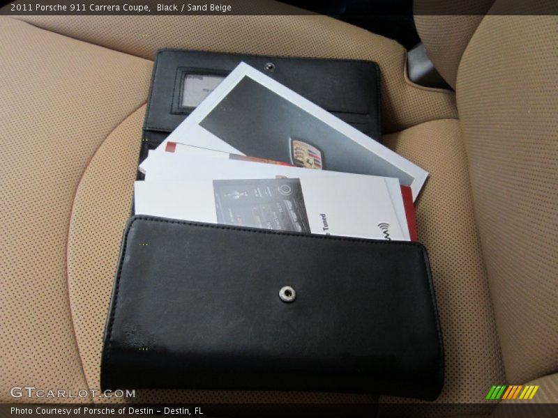 Books/Manuals of 2011 911 Carrera Coupe