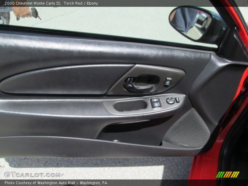 Torch Red / Ebony 2000 Chevrolet Monte Carlo SS