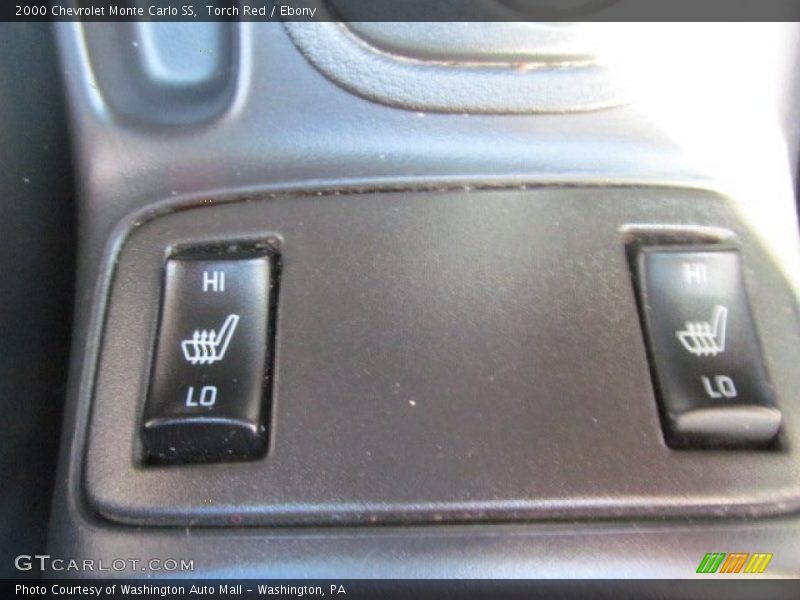 Torch Red / Ebony 2000 Chevrolet Monte Carlo SS