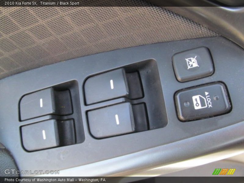 Titanium / Black Sport 2010 Kia Forte SX