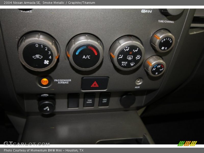 Smoke Metallic / Graphite/Titanium 2004 Nissan Armada SE