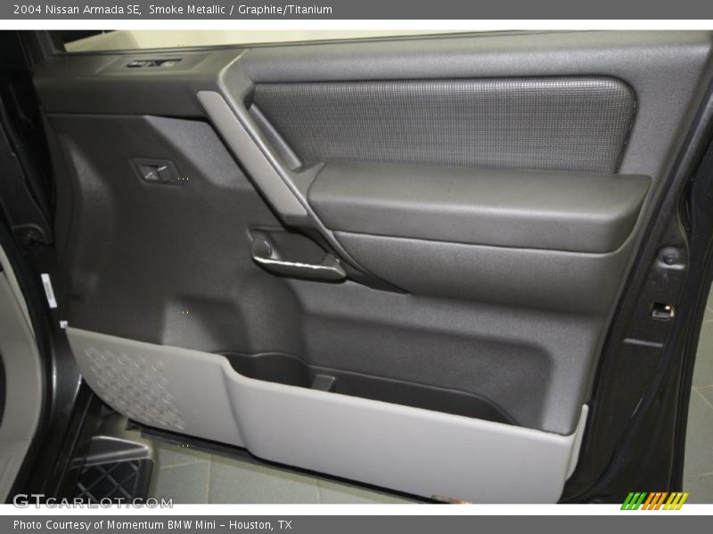 Smoke Metallic / Graphite/Titanium 2004 Nissan Armada SE