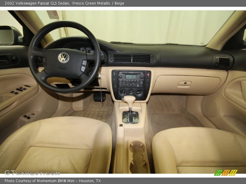 Fresco Green Metallic / Beige 2002 Volkswagen Passat GLS Sedan