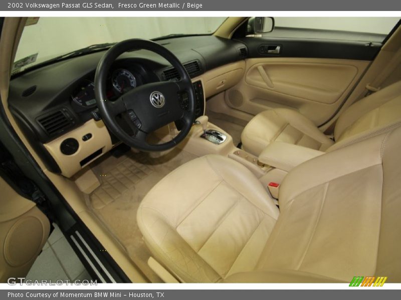 Fresco Green Metallic / Beige 2002 Volkswagen Passat GLS Sedan