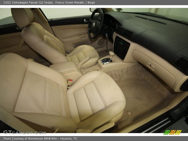 Fresco Green Metallic / Beige 2002 Volkswagen Passat GLS Sedan