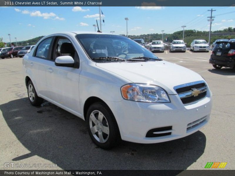 Summit White / Charcoal 2011 Chevrolet Aveo LT Sedan