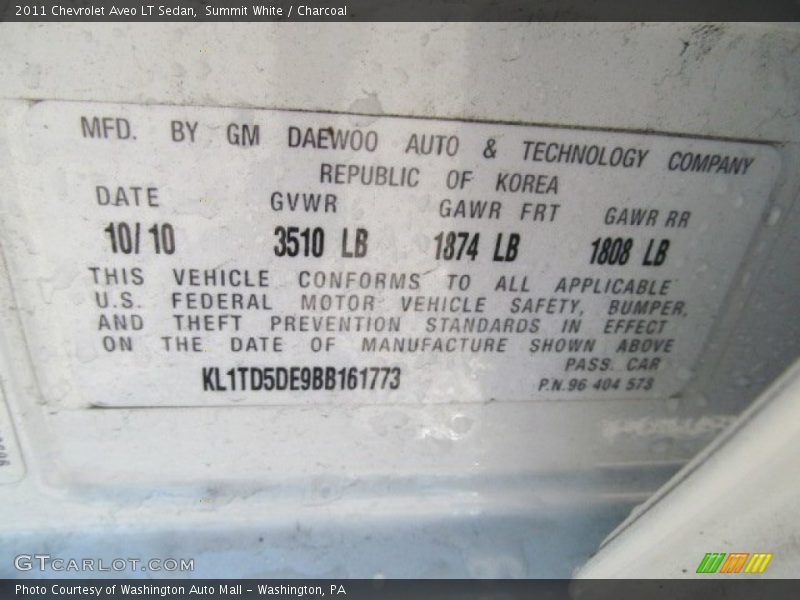 Summit White / Charcoal 2011 Chevrolet Aveo LT Sedan