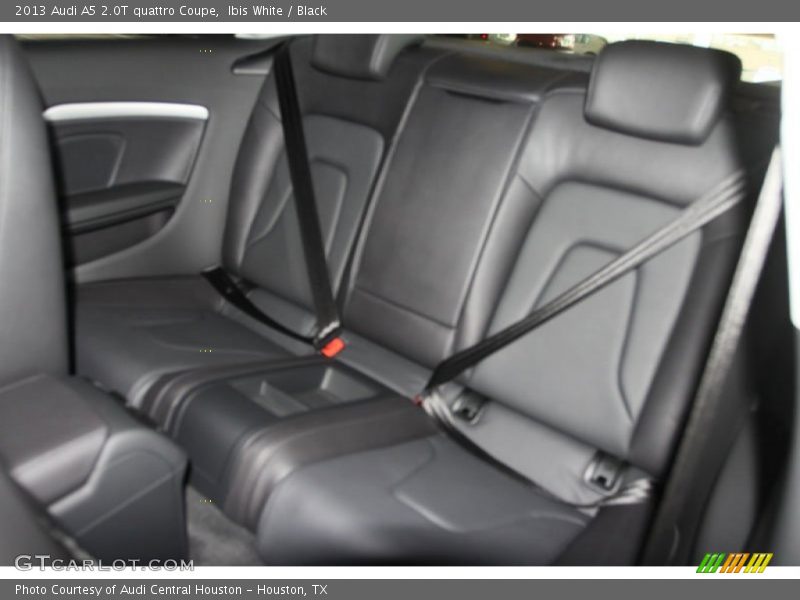 Ibis White / Black 2013 Audi A5 2.0T quattro Coupe