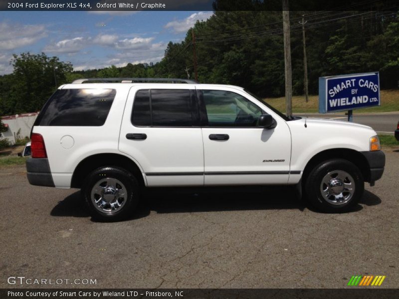 Oxford White / Graphite 2004 Ford Explorer XLS 4x4