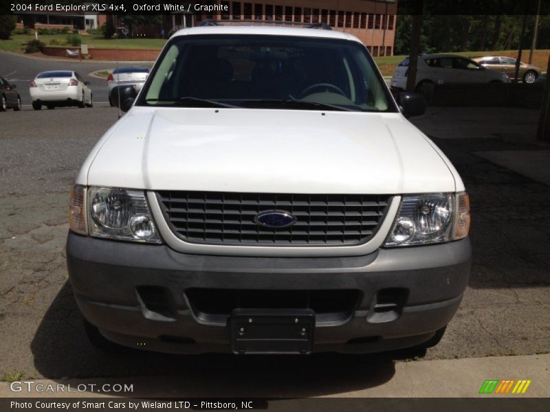 Oxford White / Graphite 2004 Ford Explorer XLS 4x4