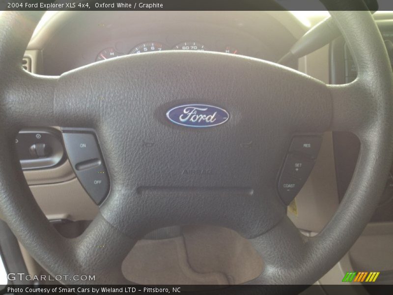 Oxford White / Graphite 2004 Ford Explorer XLS 4x4