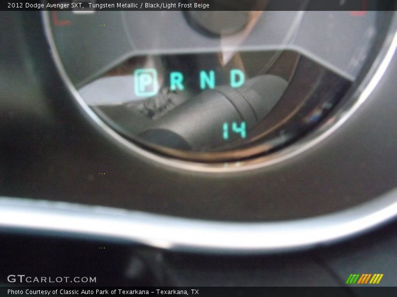 Tungsten Metallic / Black/Light Frost Beige 2012 Dodge Avenger SXT