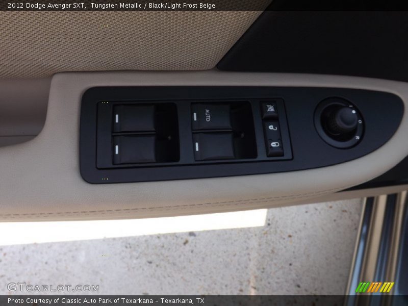 Tungsten Metallic / Black/Light Frost Beige 2012 Dodge Avenger SXT