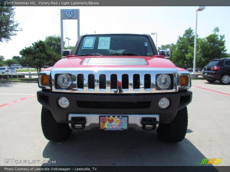 Victory Red / Light Cashmere/Ebony 2009 Hummer H3