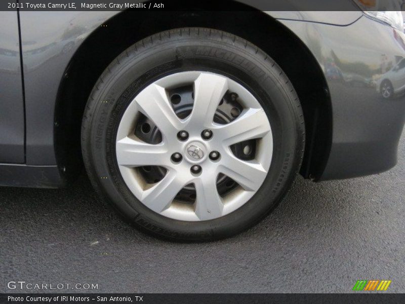 Magnetic Gray Metallic / Ash 2011 Toyota Camry LE
